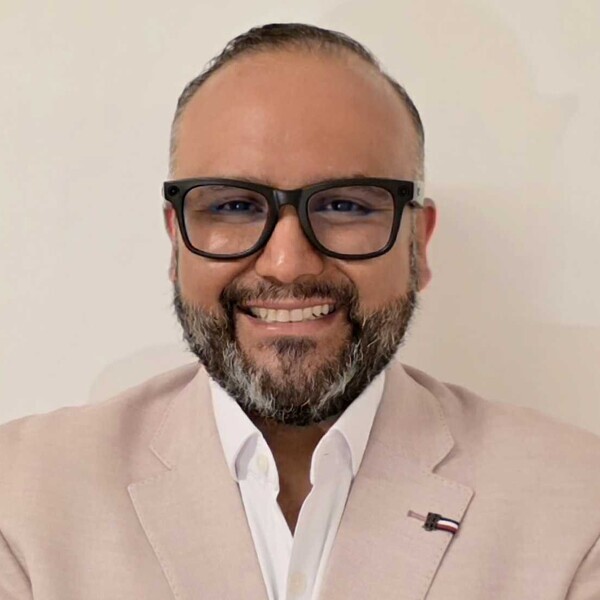 Victor Perez Campos